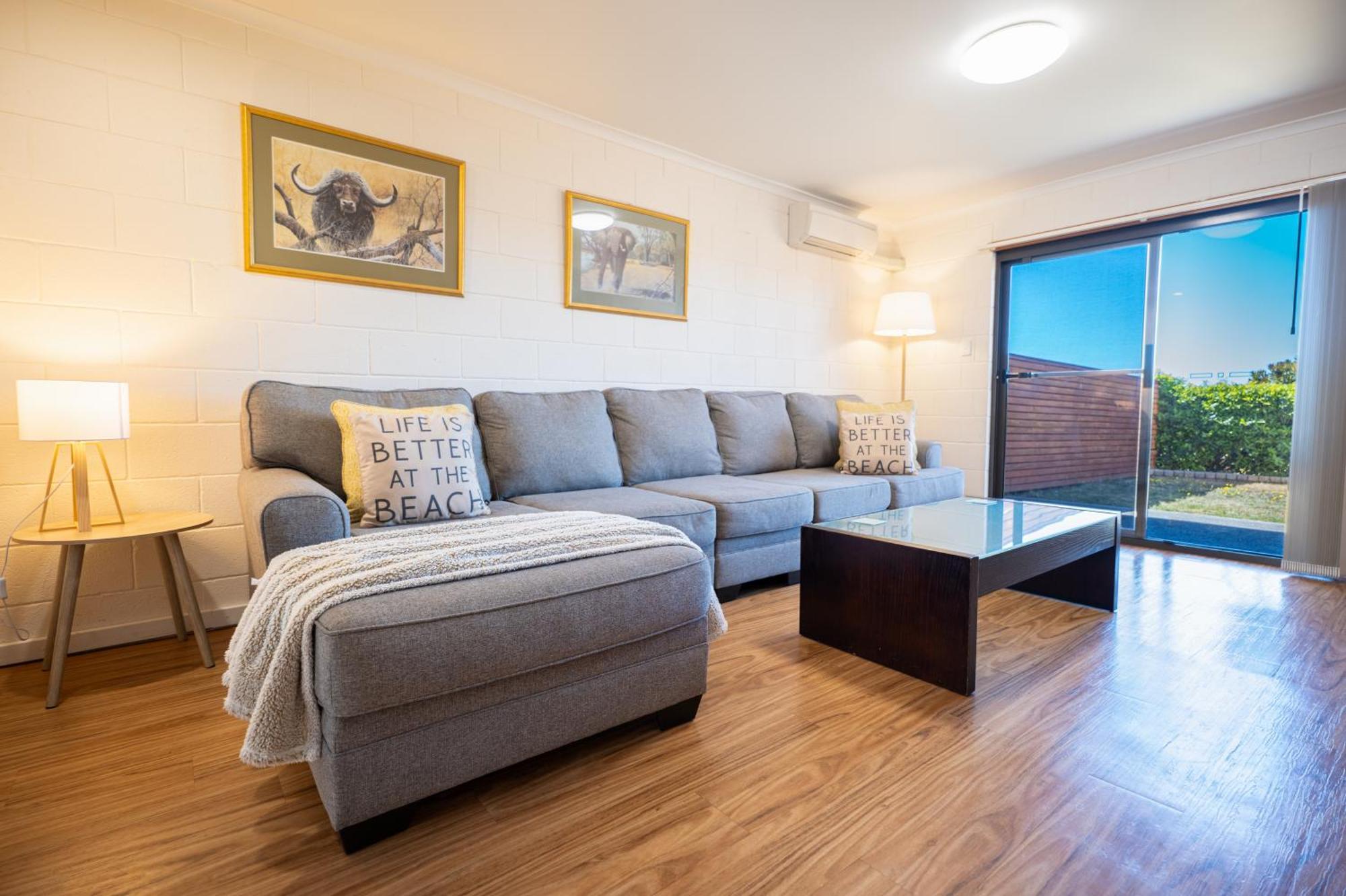 Blue Seas Holiday Villas Scamander Exterior foto